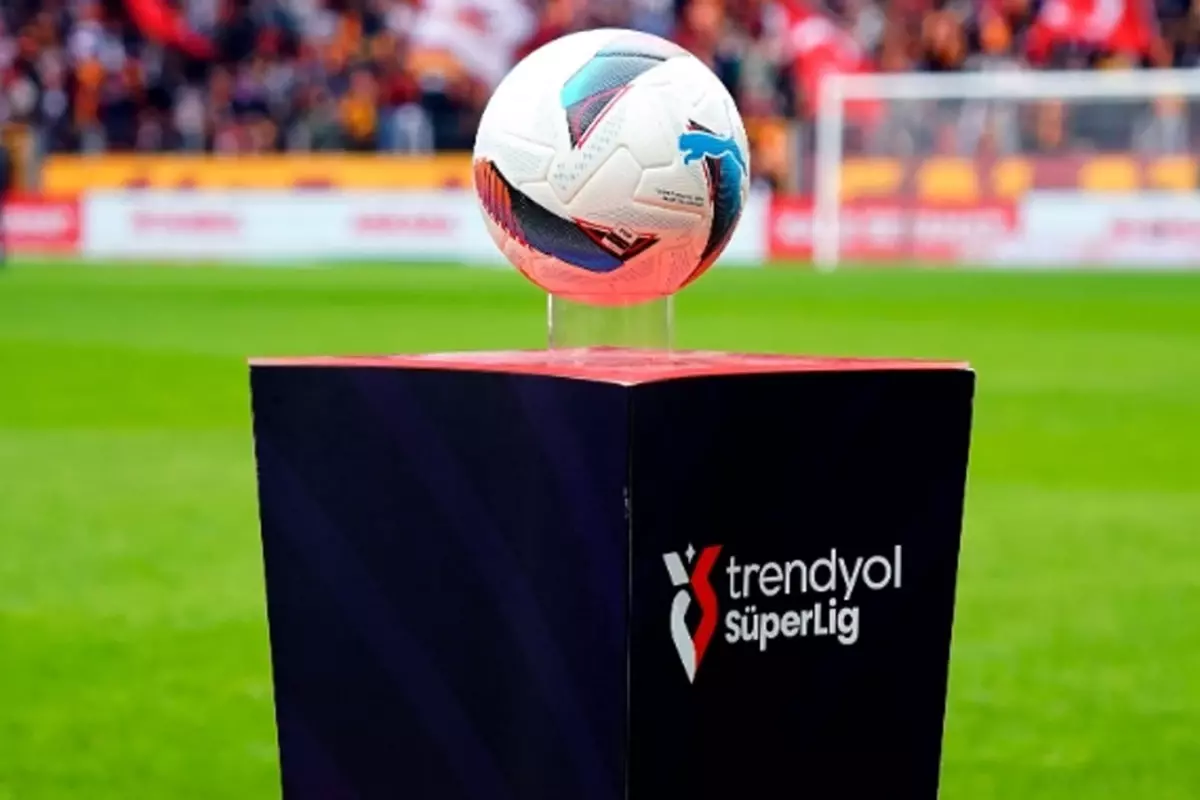 Süper Lig\'de ilginç detay: Oynadıkları 8 maç ya \'1-1\' ya da \'4-0\' bitti
