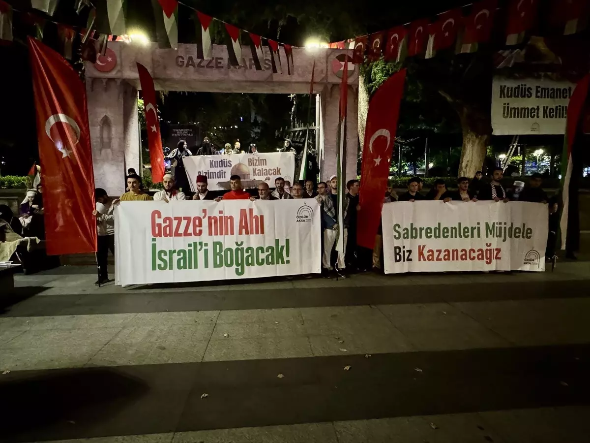Trabzon\'da İsrail\'in Gazze\'ye saldırıları protesto edildi