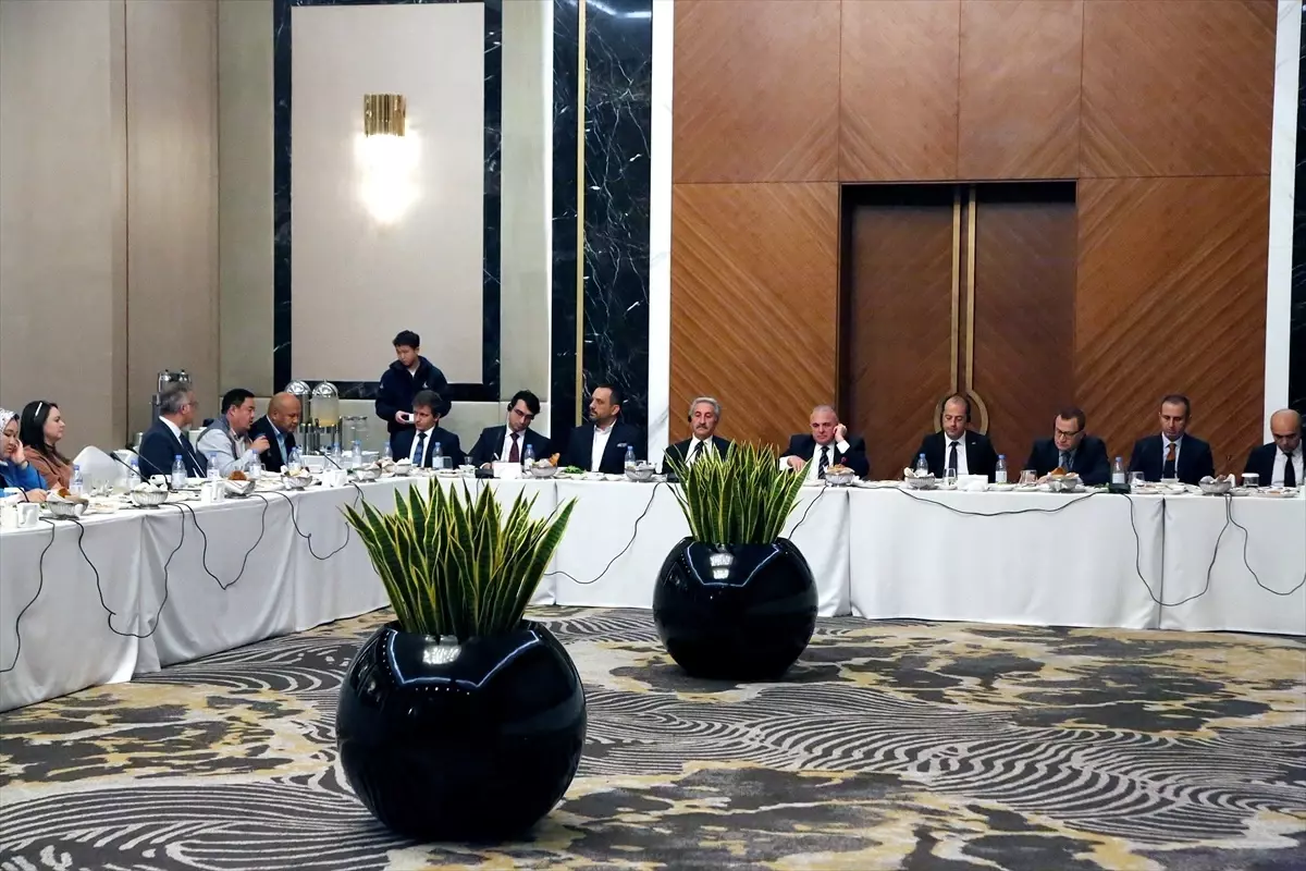 Türkiye\'nin Kırgızistan\'daki toplam yatırımları 1 milyar 400 milyon doları aştı
