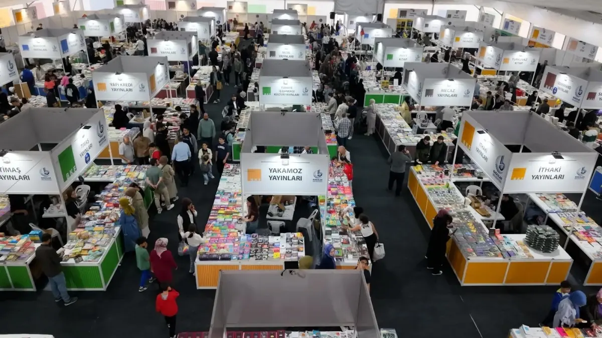 Bağcılar Kitap Fuarı\'na İlgi Yoğun