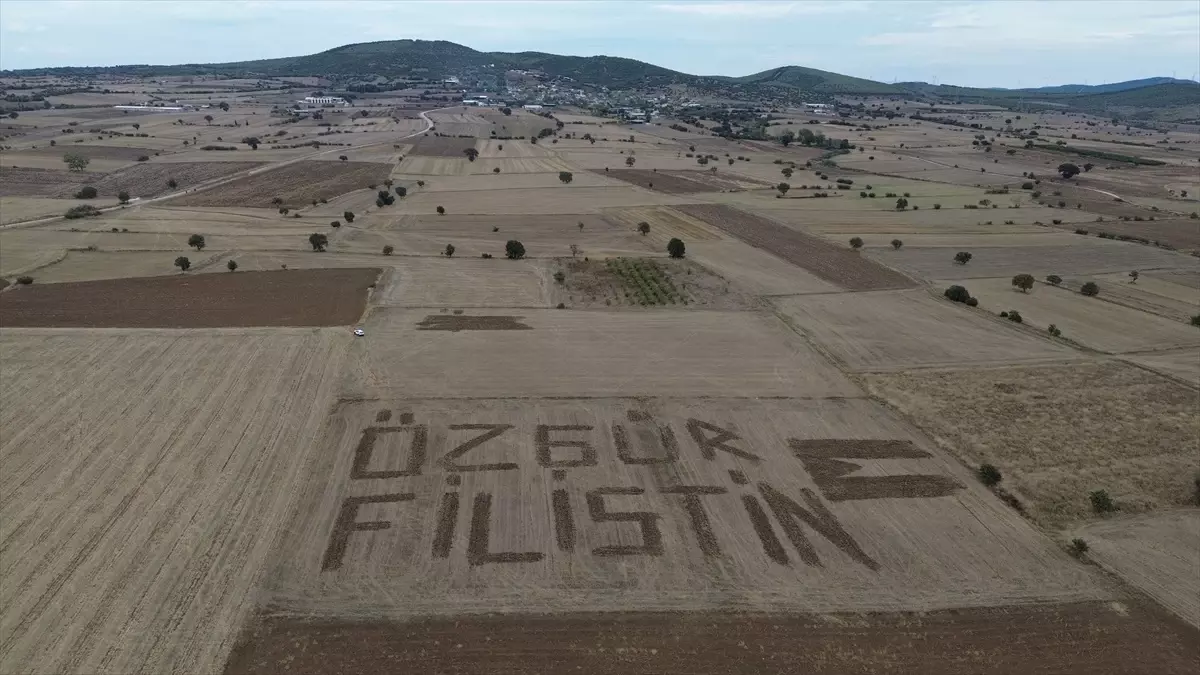 Biga\'da Çiftçiden Filistin\'e Destek