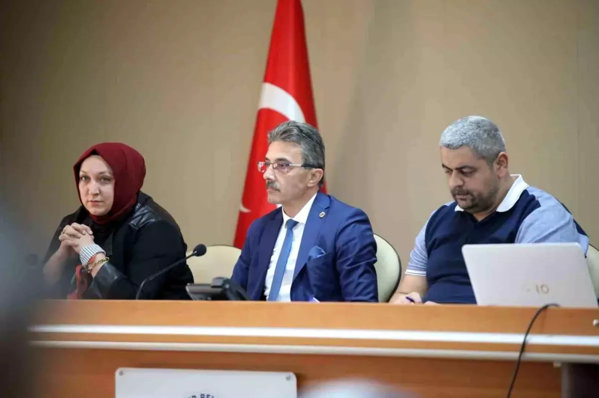 Erenler Belediye Başkanı Dinç: Erenler İçin Çalışmalar Sürecek