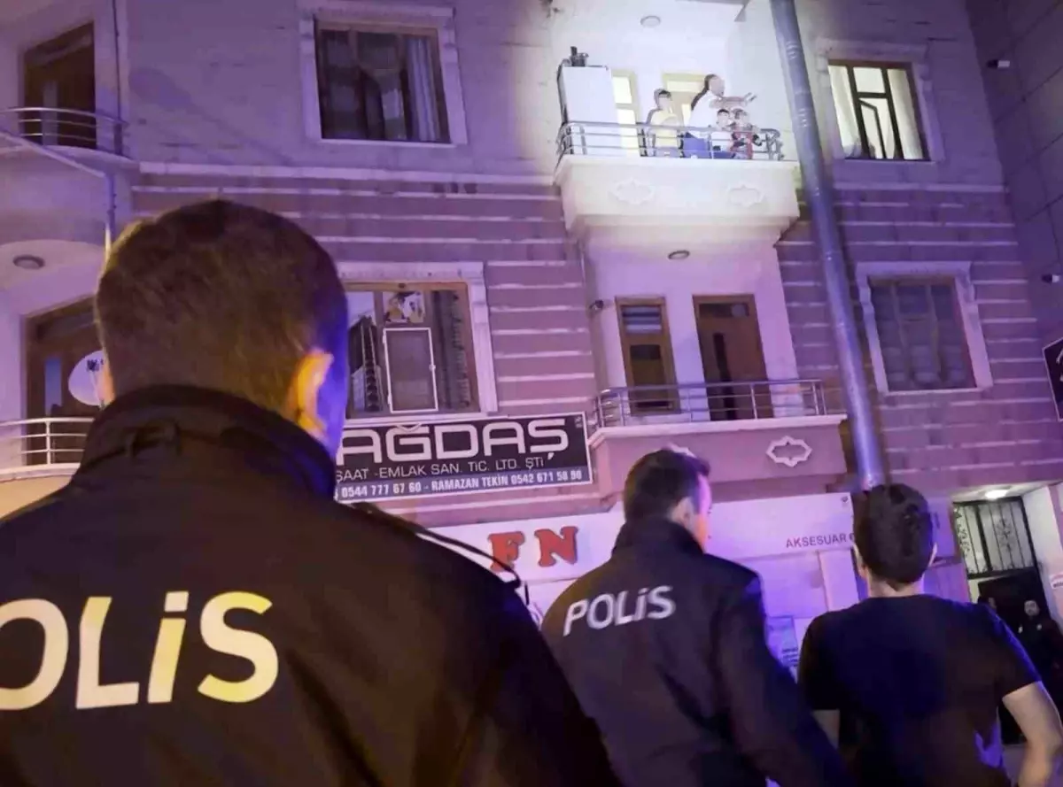 Görmek için gittiği çocuklarına dehşeti yaşattı! Feryadı yürekleri dağladı