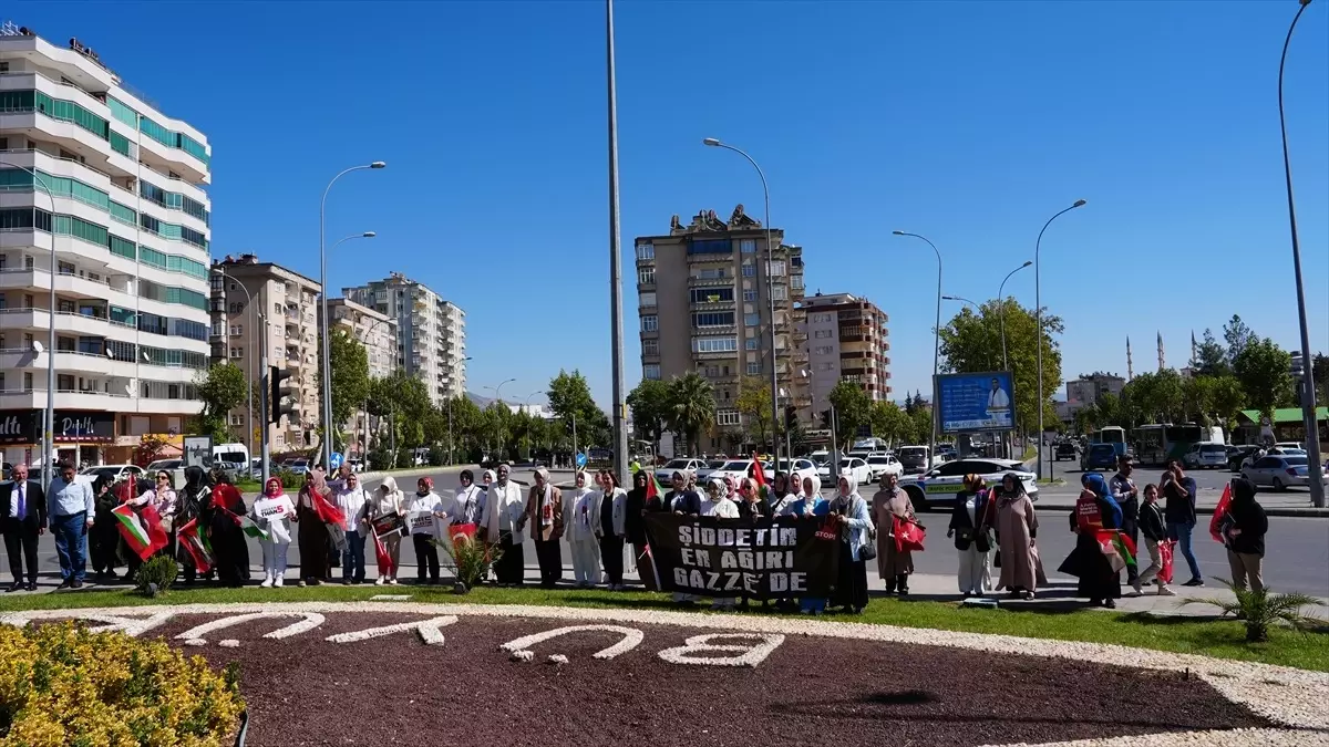 Gaziantep ve çevre illerde "Gazze İçin Sessiz Çığlık" etkinliği düzenlendi