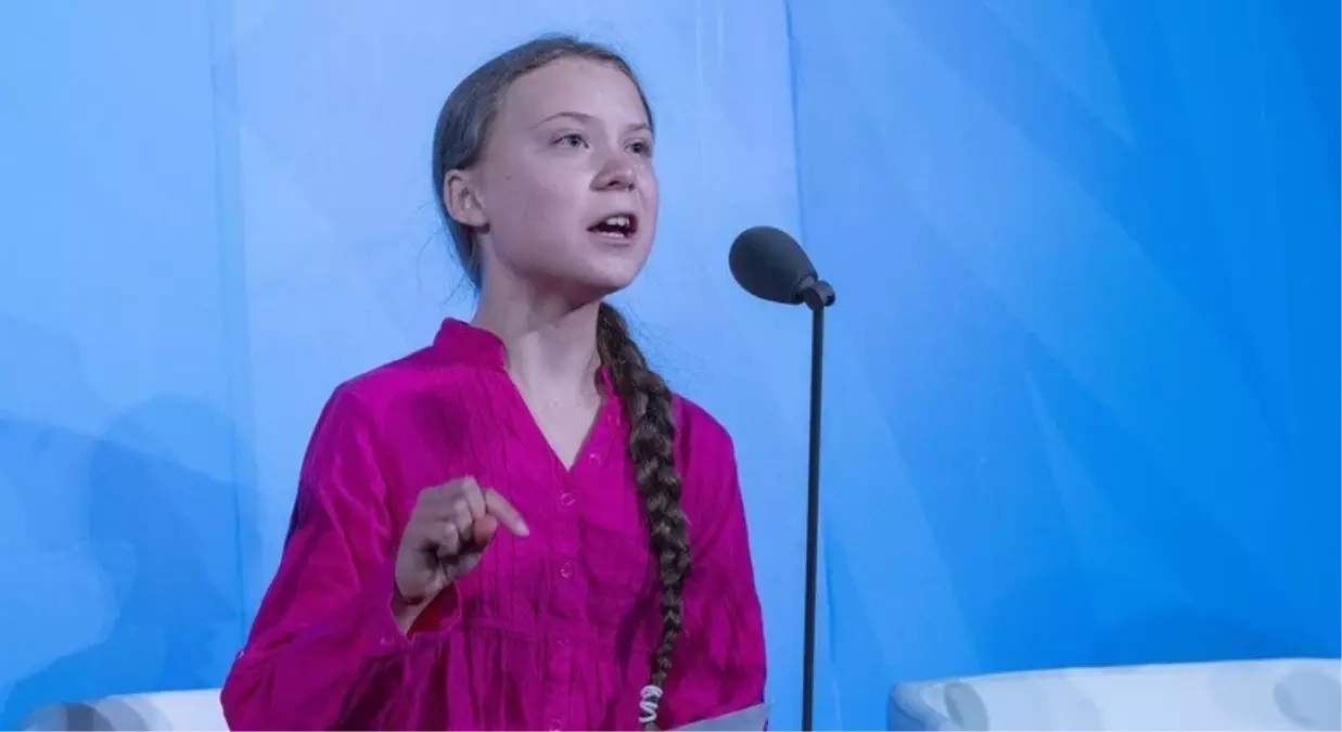 Thunberg ve 170 Aktivist Sınır Dışı Edildi