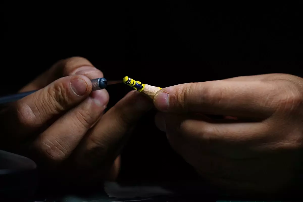 Murtaza el-Yabani\'nin Kalem Oyma Sanatı