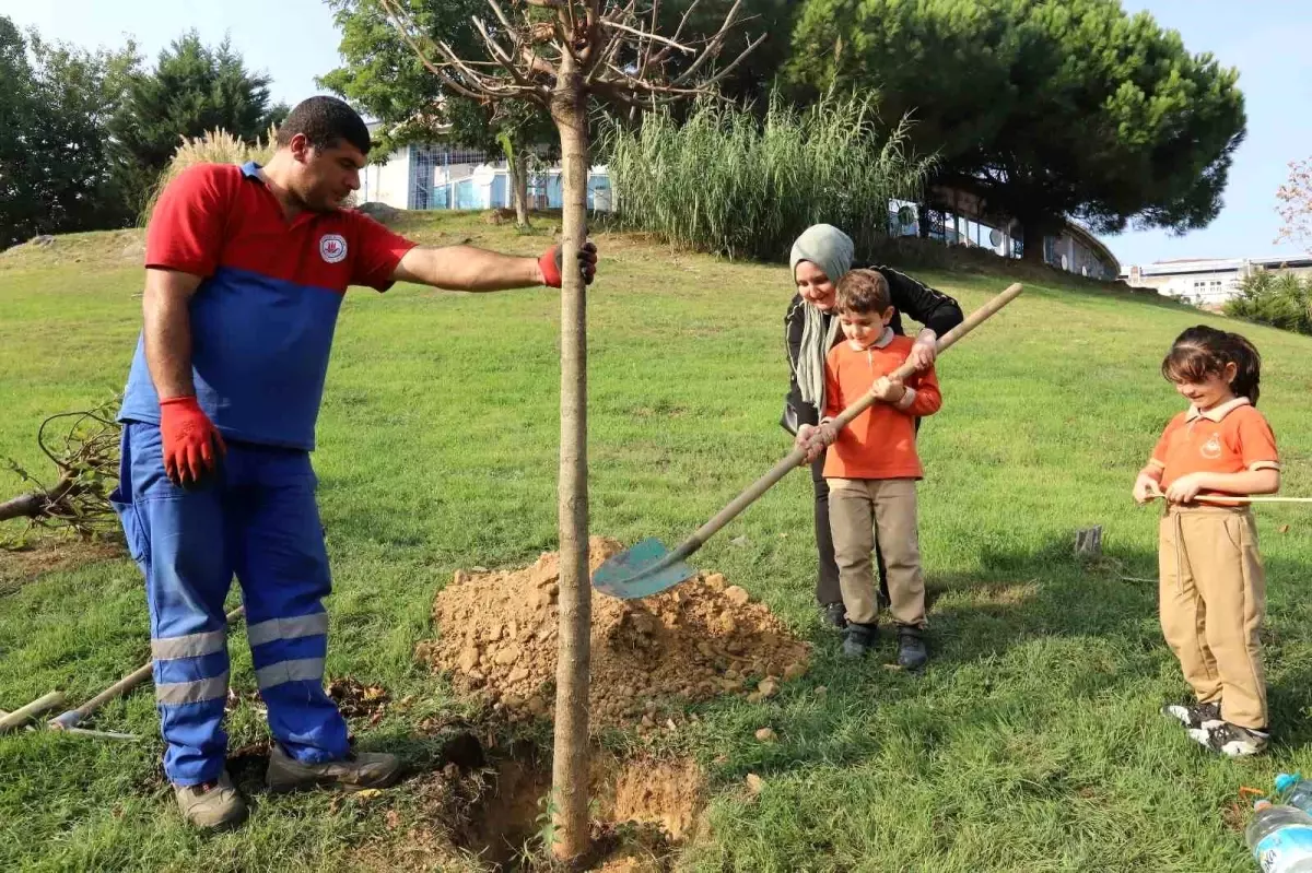 Kağıthane Belediyesi\'nden Anlamlı Proje: Her Bebeğe Bir Ağaç