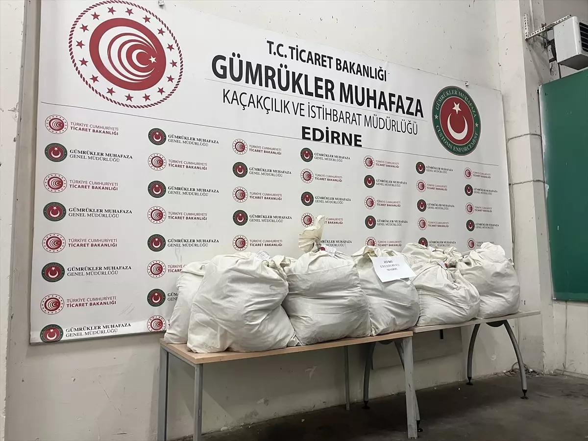 Kapıkule\'de Tırda 113 Kilo Esrar Yakalandı