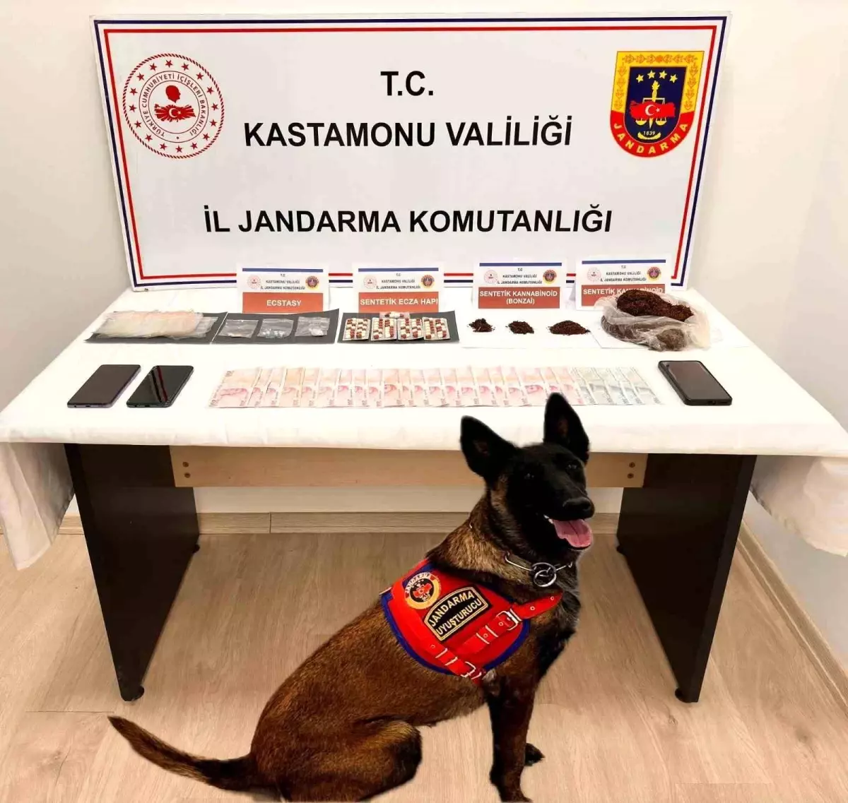 Tosya\'da Uyuşturucu Operasyonu: 20 Yıla Kadar Ceza Talebi