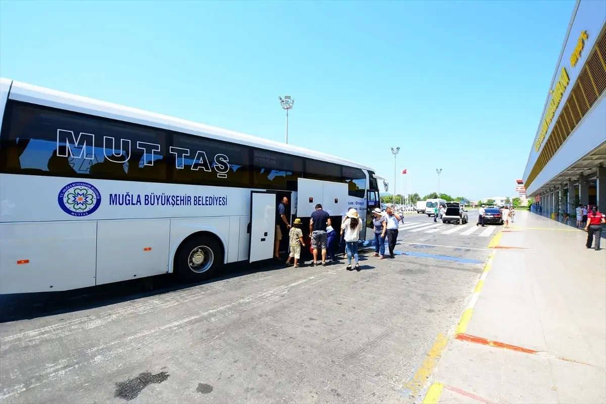 Muğla\'da Havalimanı Taşımacılığı 1.2 Milyon Yolcuya Hizmet Verdi