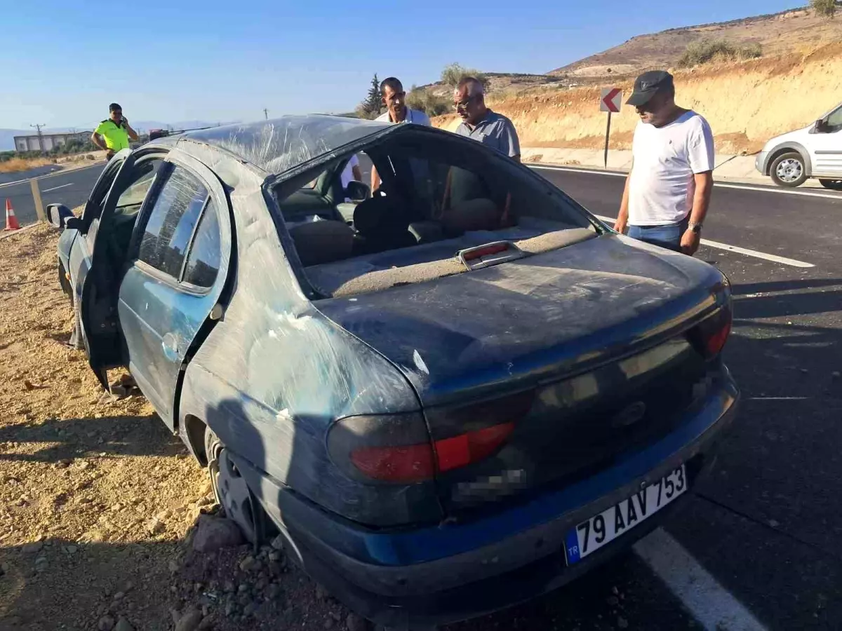 Takla Atan Araçta Çift Yara Almadan Kurtuldu