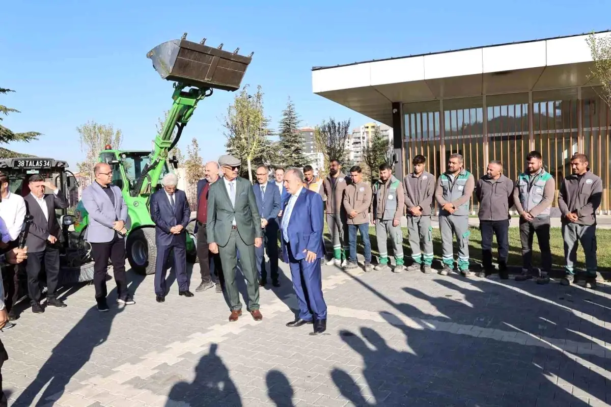 Talas Belediyesi\'nden \'Belediye Mahallemizde\' Uygulaması ile Kiçiköy\'e Yenilik