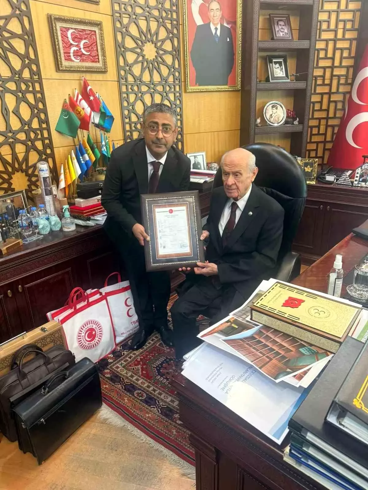 MHP Aziziye Yeni Teşkilat Binayı Açtı