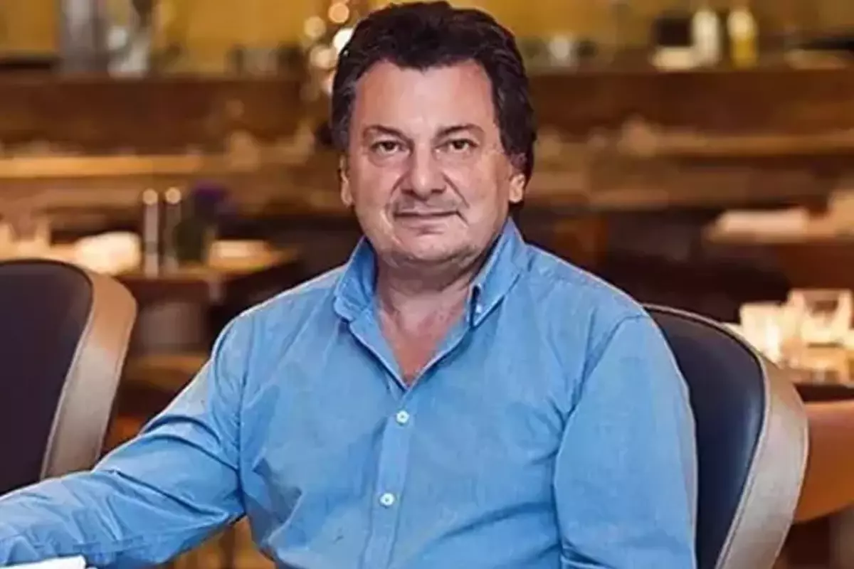 Vedat Milor\'dan özel okul ücretlerine mizahi tepki