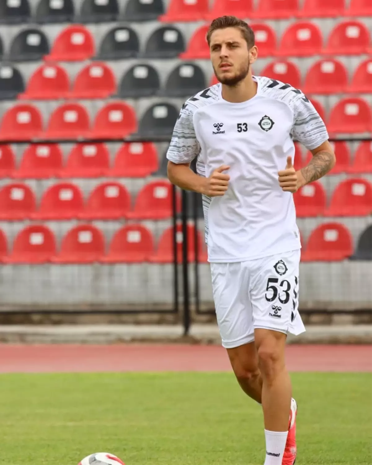 Altay\'da Hikmet Çolak 2-3 Haftalık Sakatlık Yaşadı