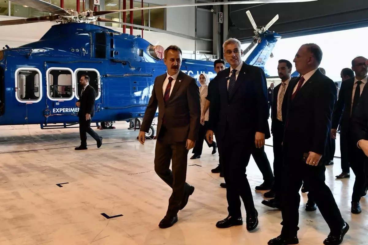 Bakan Memişoğlu TUSAŞ\'ı Ziyaret Etti