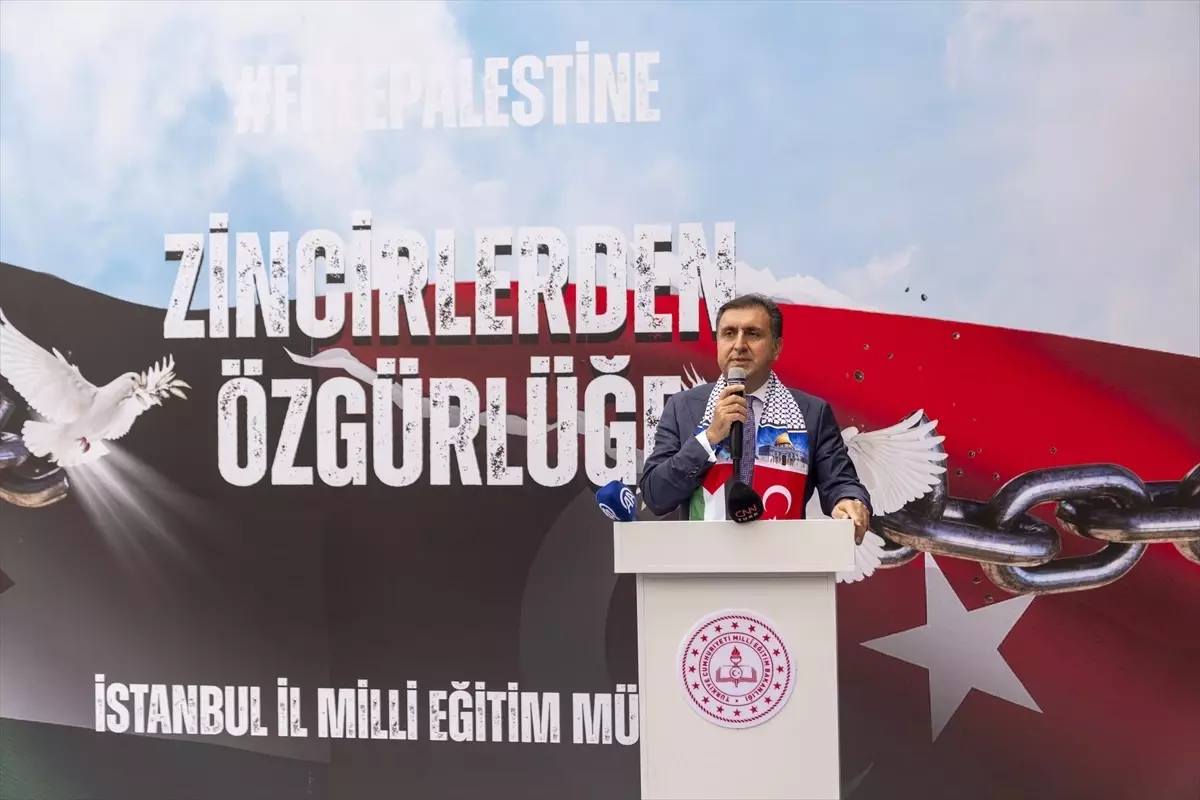 Beşiktaş\'ta Filistin İçin Farkındalık Etkinliği