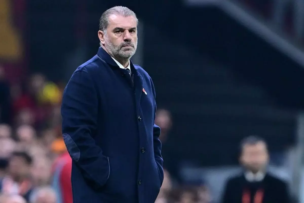 Daha imza atalı 28 gün olmuştu! Postecoglou, Nottingham\'dan gönderilebilir