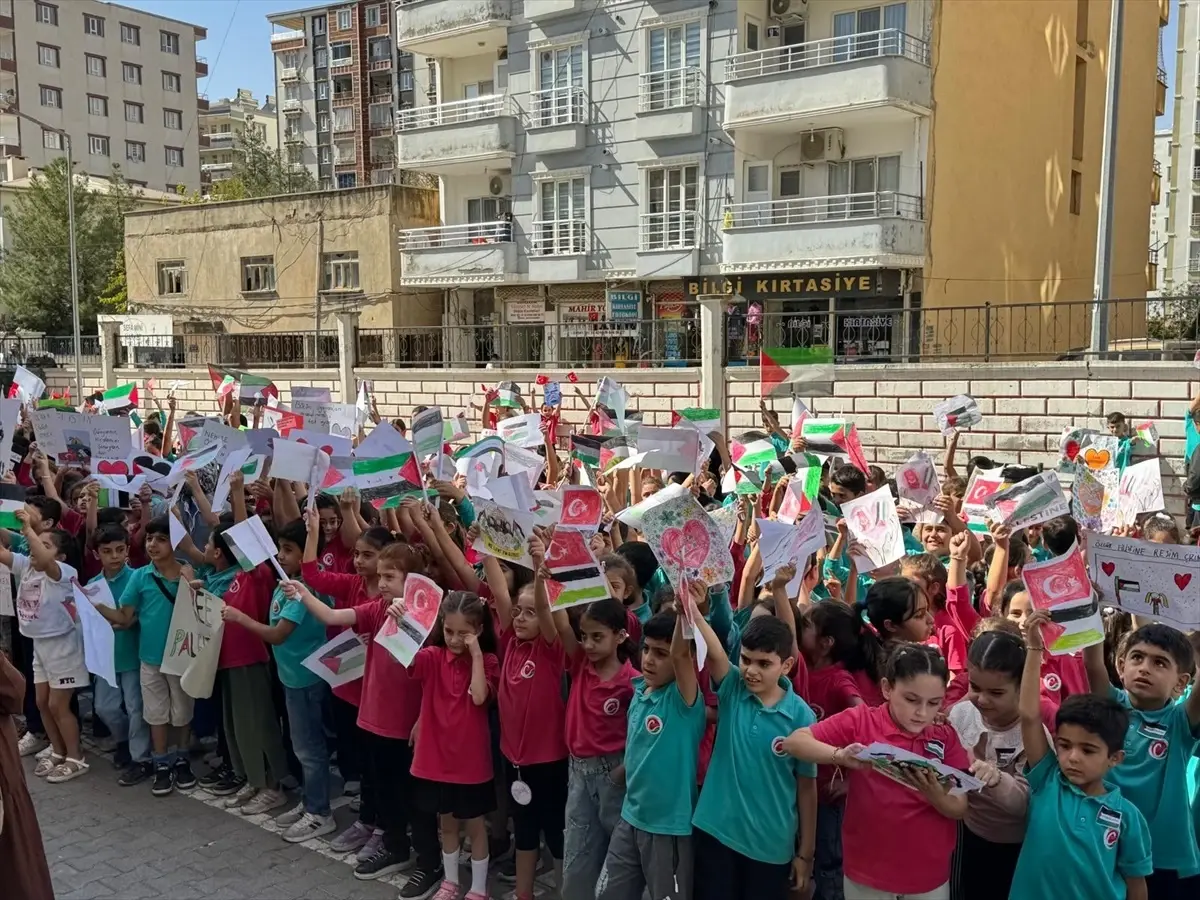 Kurtalan\'da Filistin\'e Destek Etkinliği