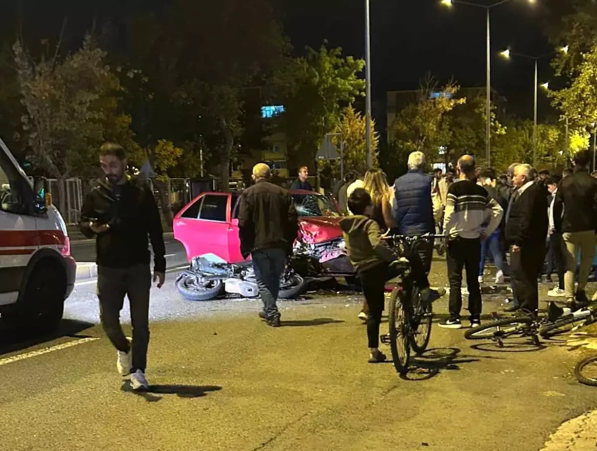 Motosiklet Kazasında Sürücü Yaralandı