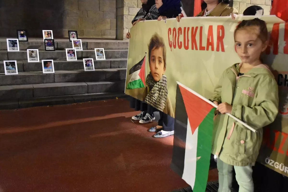 Trabzon\'da İsrail\'in Gazze\'ye saldırıları protesto edildi