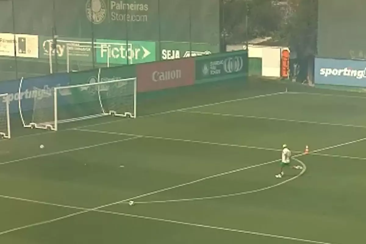 Videoyu izlemeniz lazım! Akıllara Ronaldinho\'yu getiren görüntü
