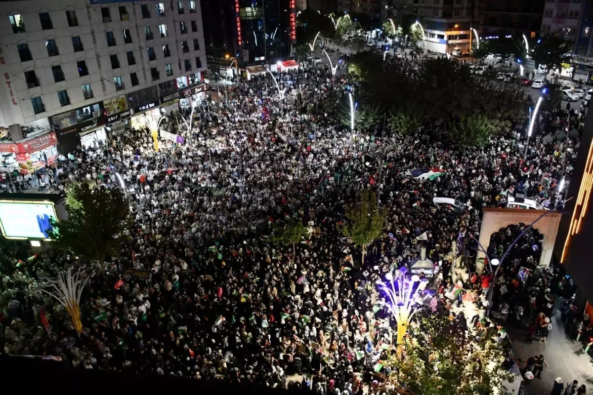 Batman\'da İsrail\'in Gazze saldırıları protesto edildi! Binlerce kişi katıldı