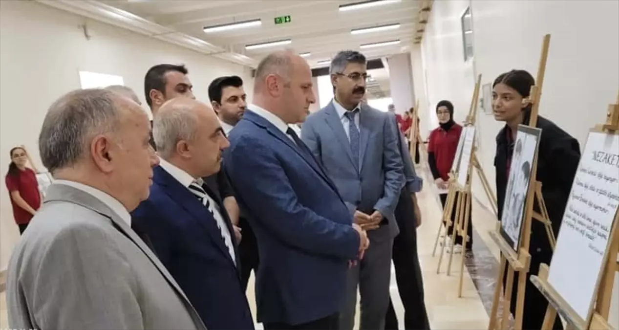Diyarbakır\'da Sanatla Değerler Sergisi