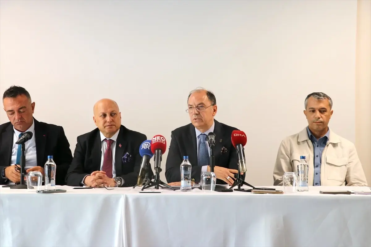 Ege\'de Pamuk Üretimi 410 Bin Ton Bekleniyor