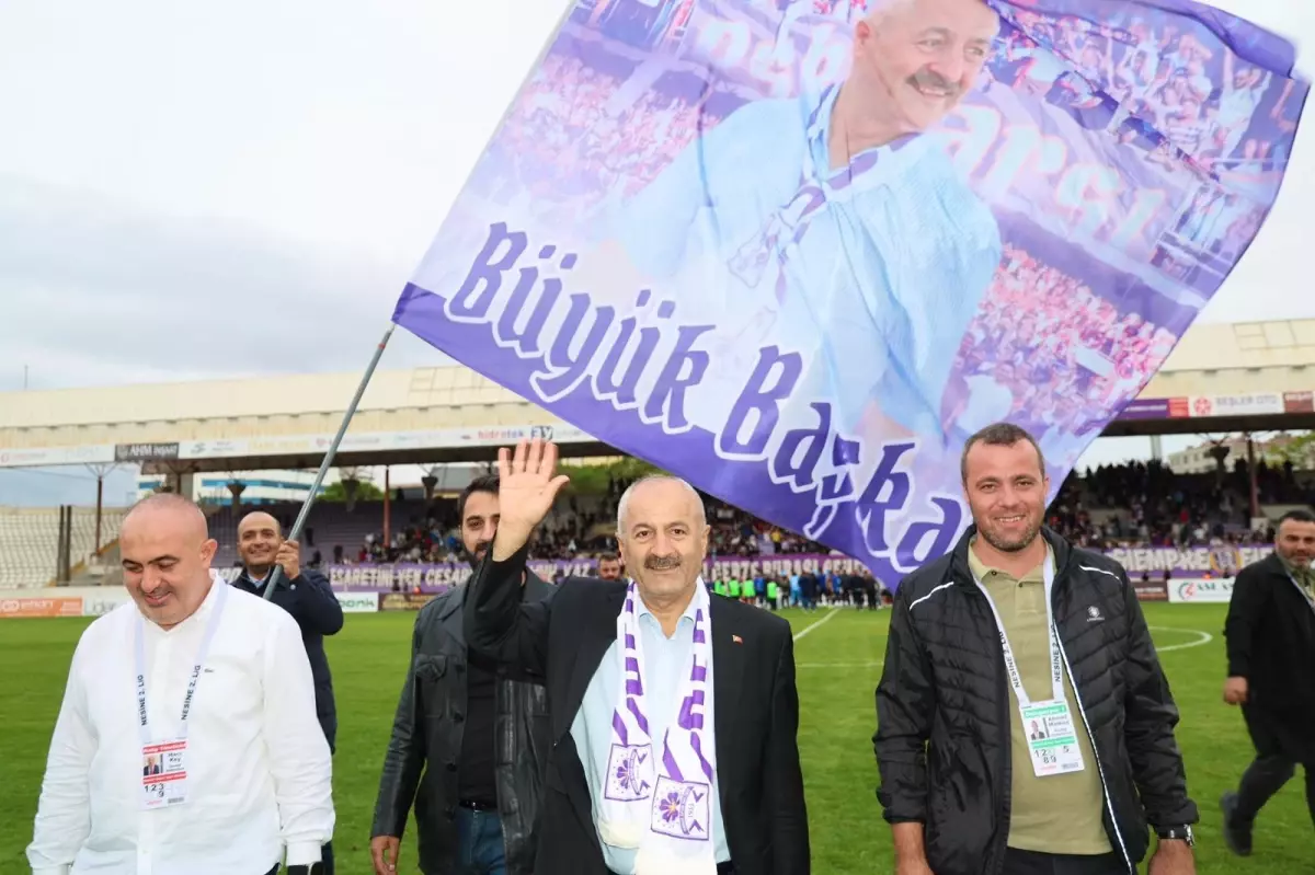 Gebzespor, Isparta 32 Spor\'u Ağırlıyor