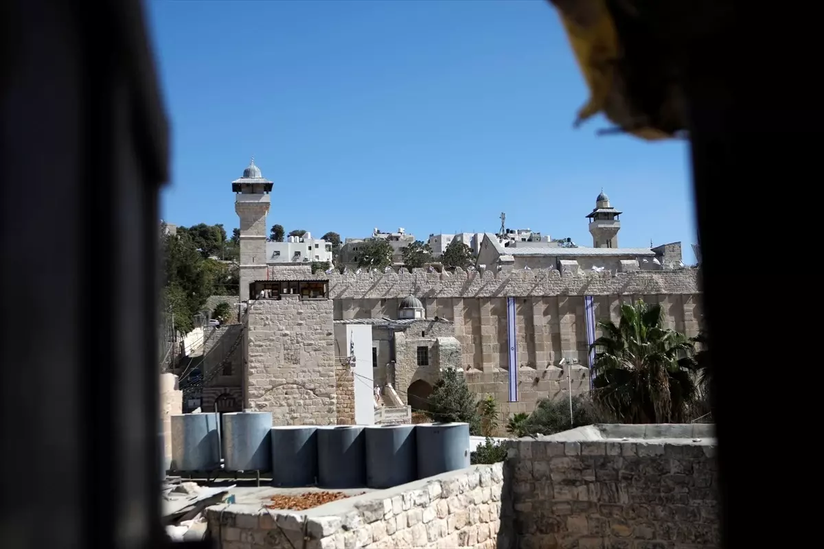 El Halil\'de Camii İki Gün Kapalı