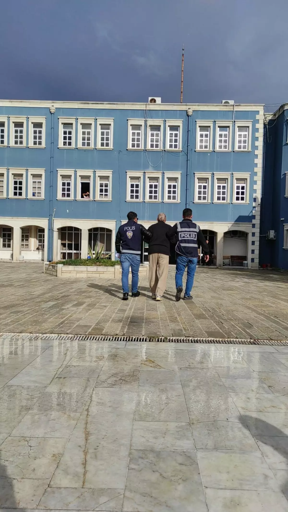 Cinsel İstismardan Aranan Yaşlı Adam Yakalandı