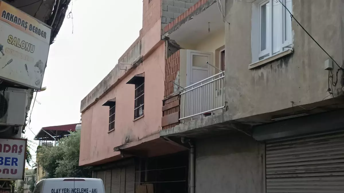 Adana\'da Uyuşturucu Bağımlısına Bıçaklı Saldırı