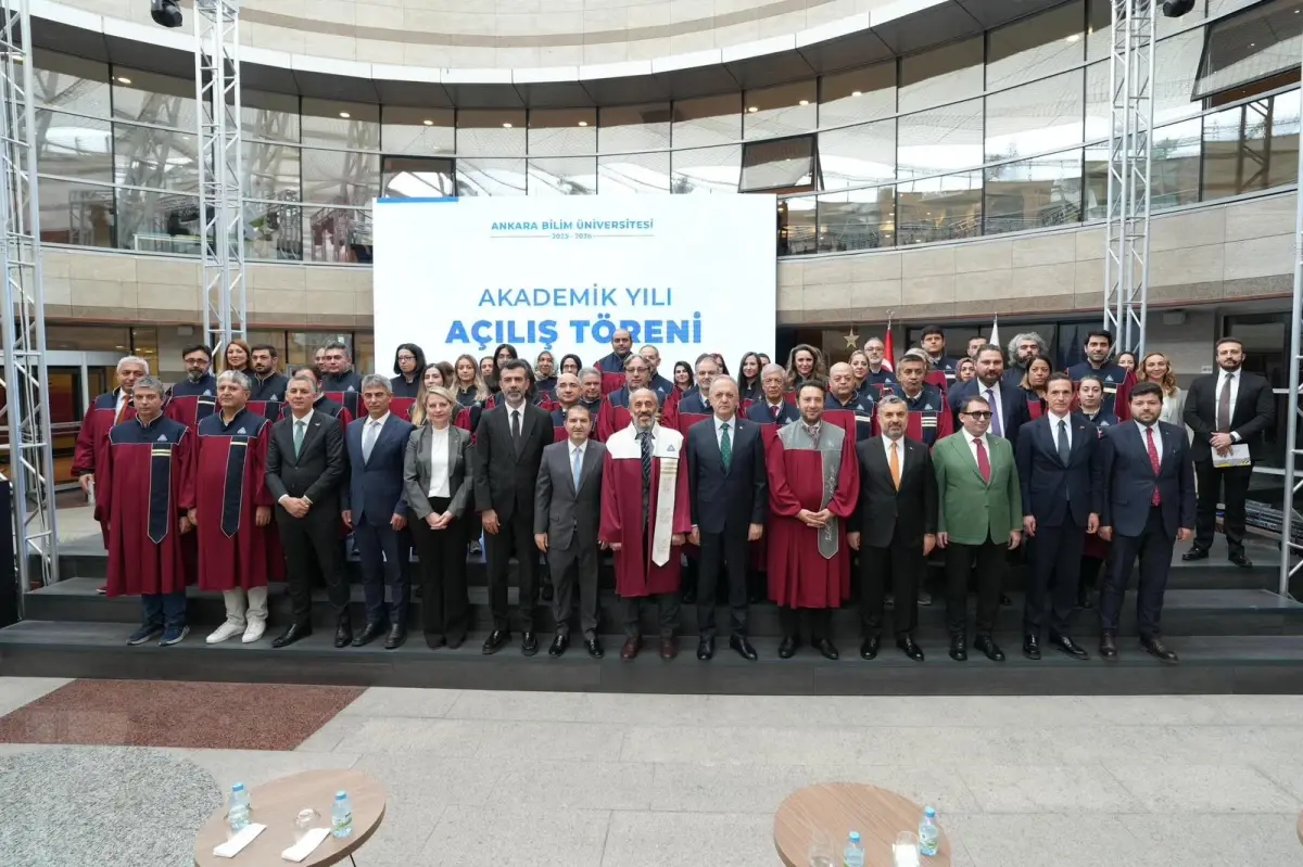 RTÜK Başkanı\'ndan Dijital İletişim Dersi