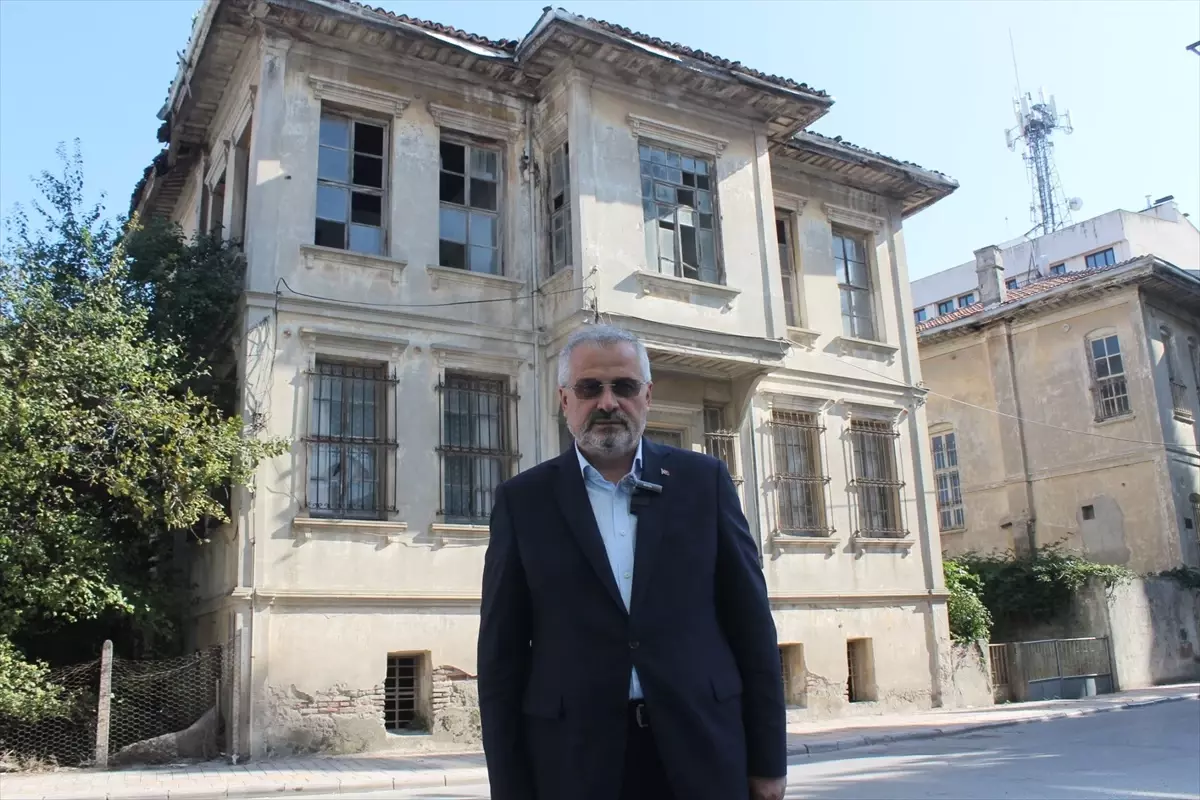 Bafra\'da Tarihi Binalara Restorasyon
