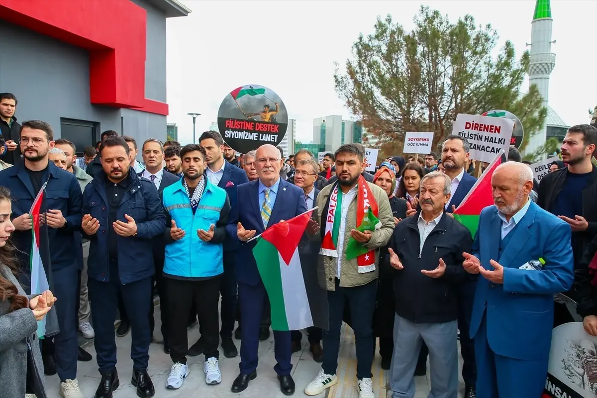 Uşak\'ta Filistin İçin Yürüyüş