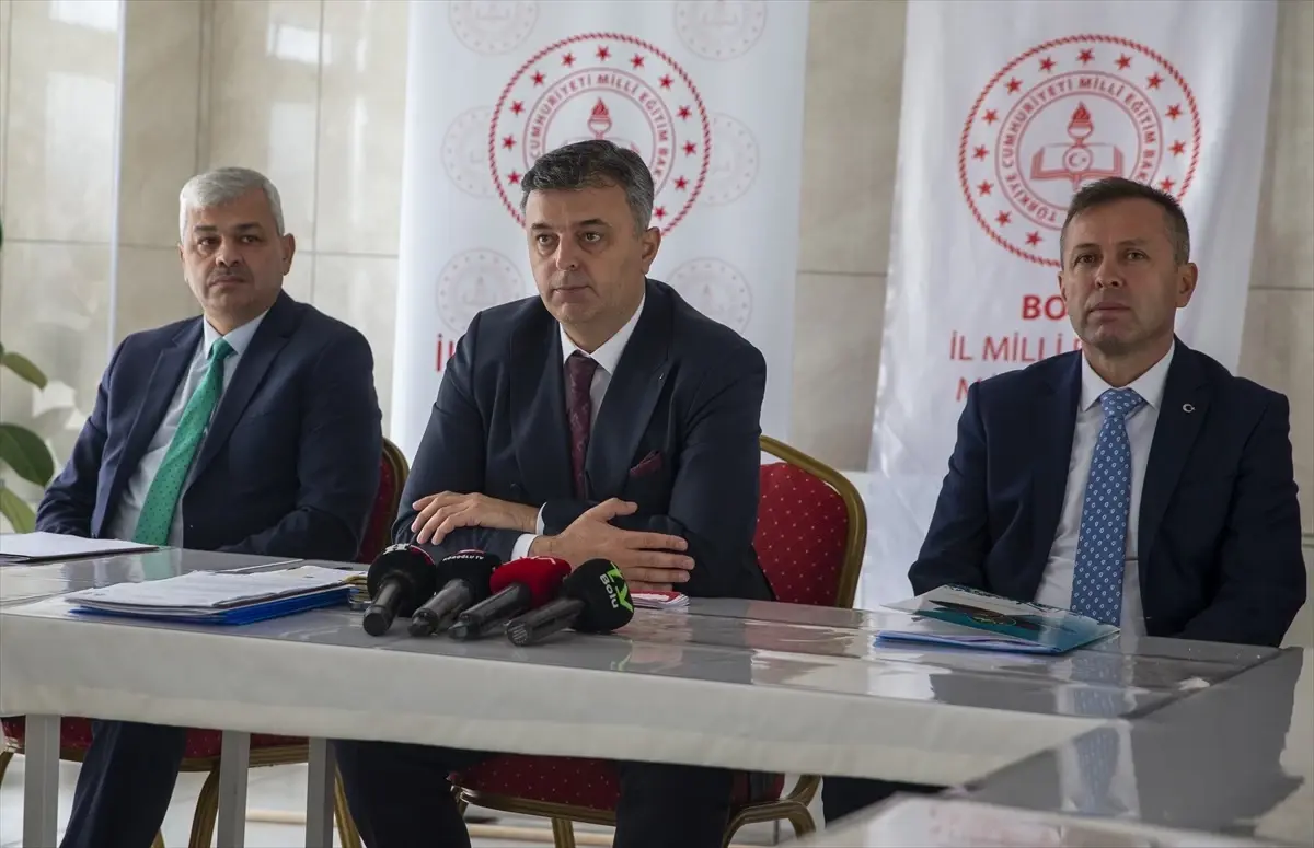 Öğretmenlerin artık bu kıyafetleri giymesi yasak