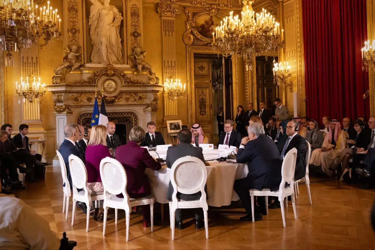 Hakan Fidan Paris\'te Gazze Toplantısında