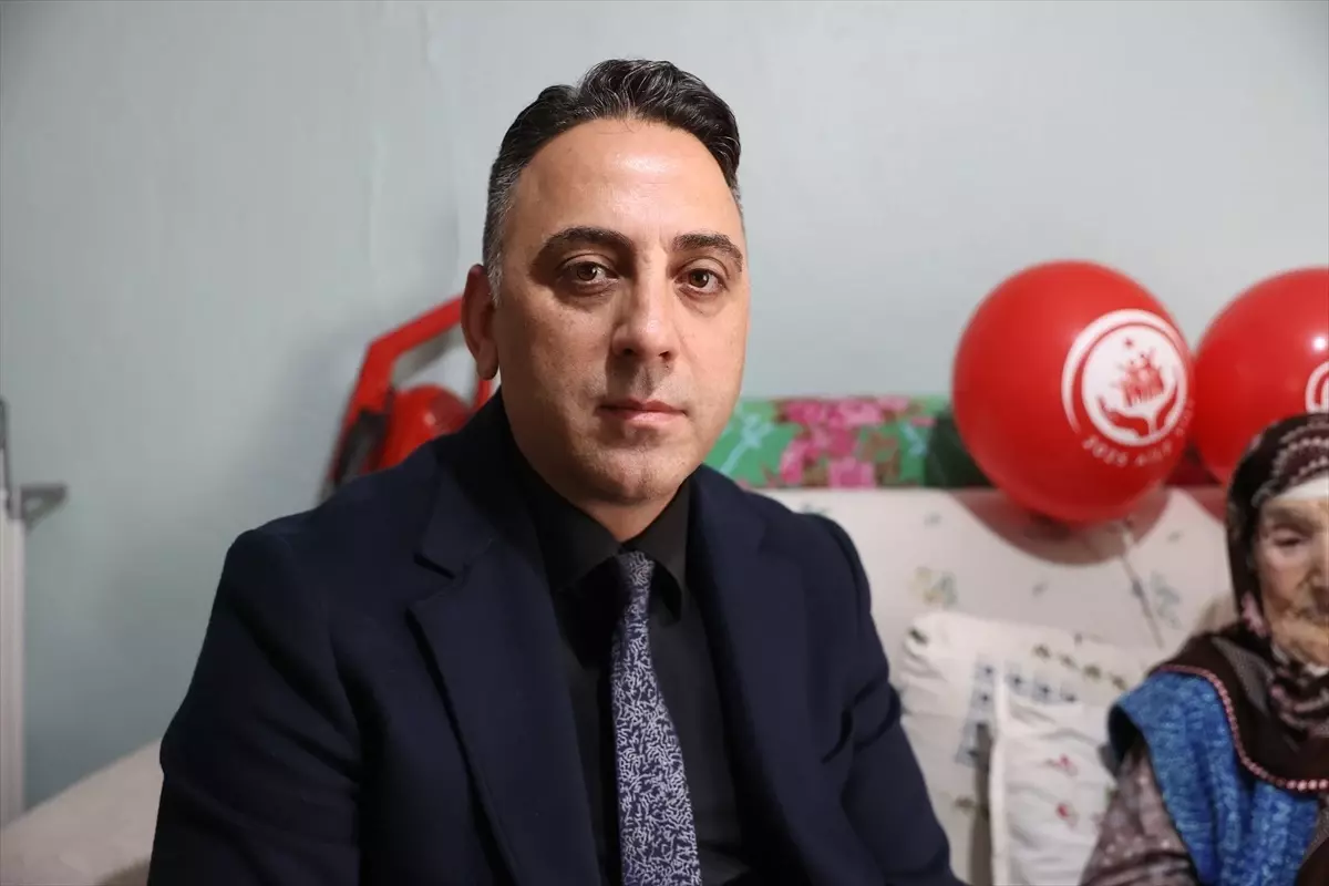 Edirne\'de 100 Yaşına Giren Kadının Doğum Günü Kutlandı