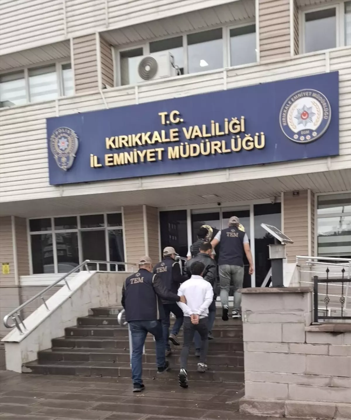 Kırıkkale\'de PKK/KCK Operasyonu: Üç Yabancı Yakalandı