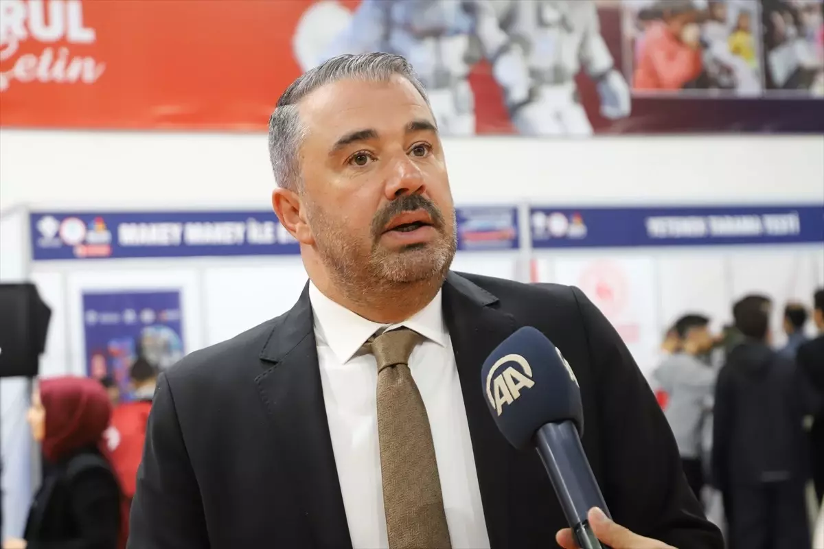 Pursaklar\'da Bilim Şenliği Başladı