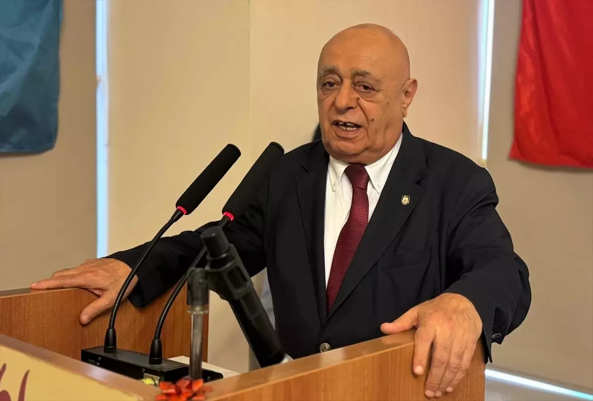 Roman ve İktisat Üzerine Söyleşi