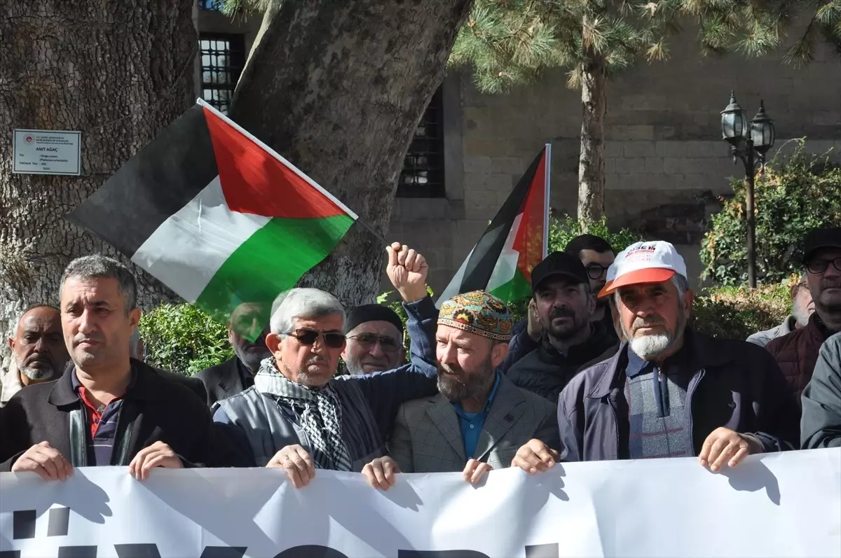 İHH\'dan Gazze\'ye Destek Çağrısı