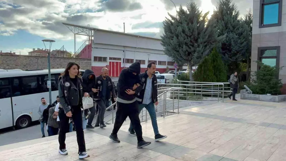 Nevşehir\'de Rüşvet Operasyonu: 17 Tutuklama