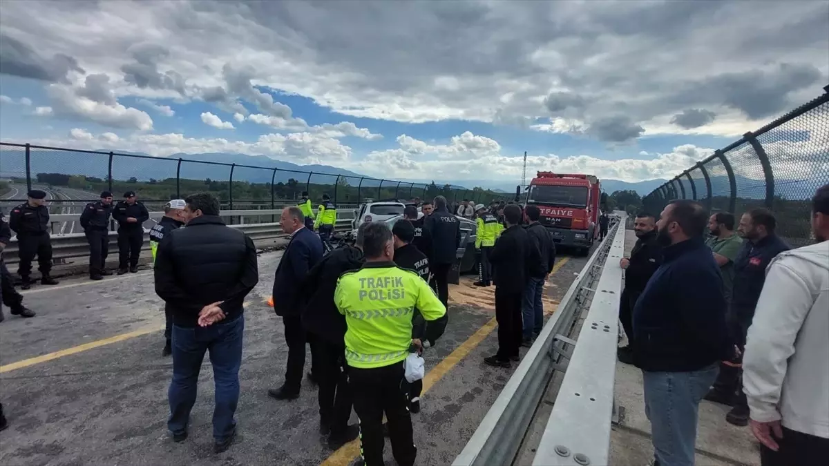 Sakarya\'da trafik kazasında 2 jandarma personeli şehit oldu