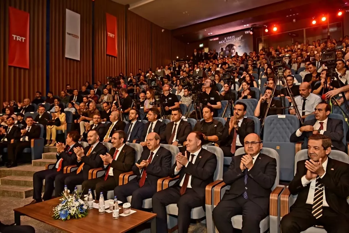 Kıbrıs Mücahitleri Belgeseline Gala