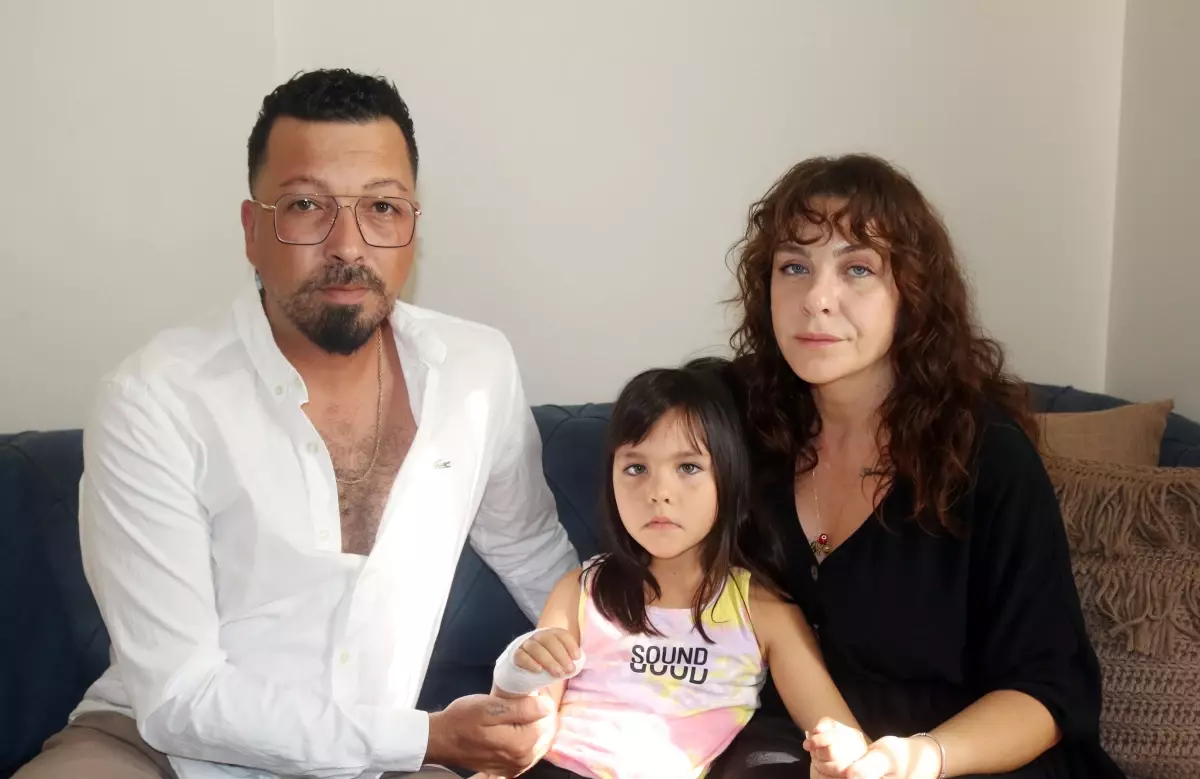 Anaokulunda ihmal! 4 yaşındaki Mavi\'nin parmağı demir kapıya sıkışıp koptu