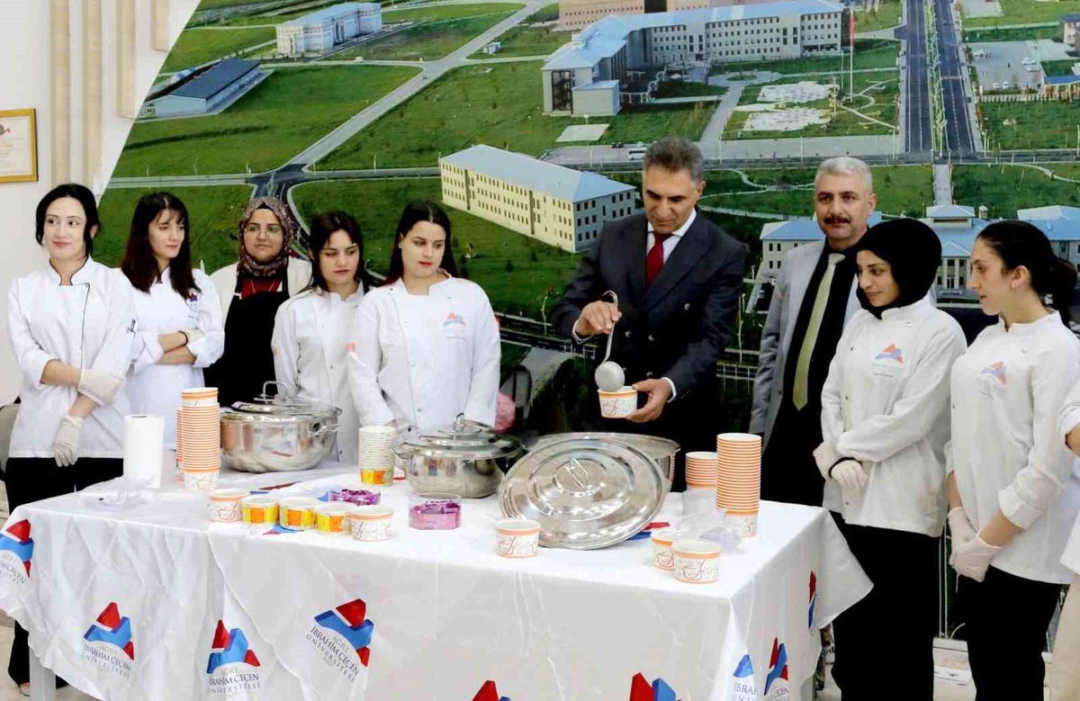 Ağrı\'da Yöresel Gırar Çorbası İkramı