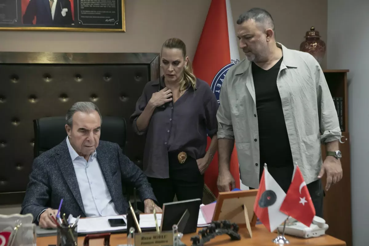Arka Sokaklar Zirveye Yerleşti