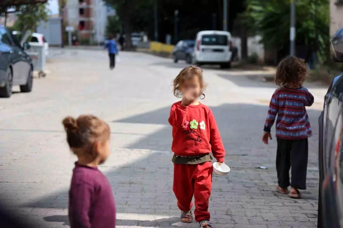Köşk\'te Çocuk Dilenciler Sokaklarda Görülmeye Başladı